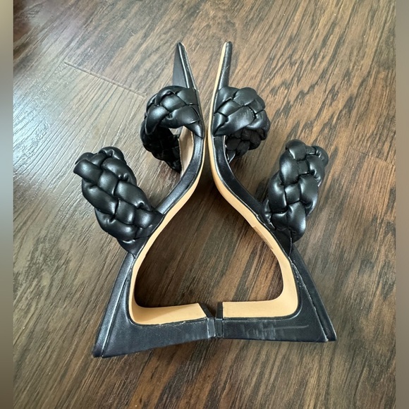 BCBGeneration Finaa Double Braided Wide Block Heel Sandal Black Sz 10 - Picture 4 of 7